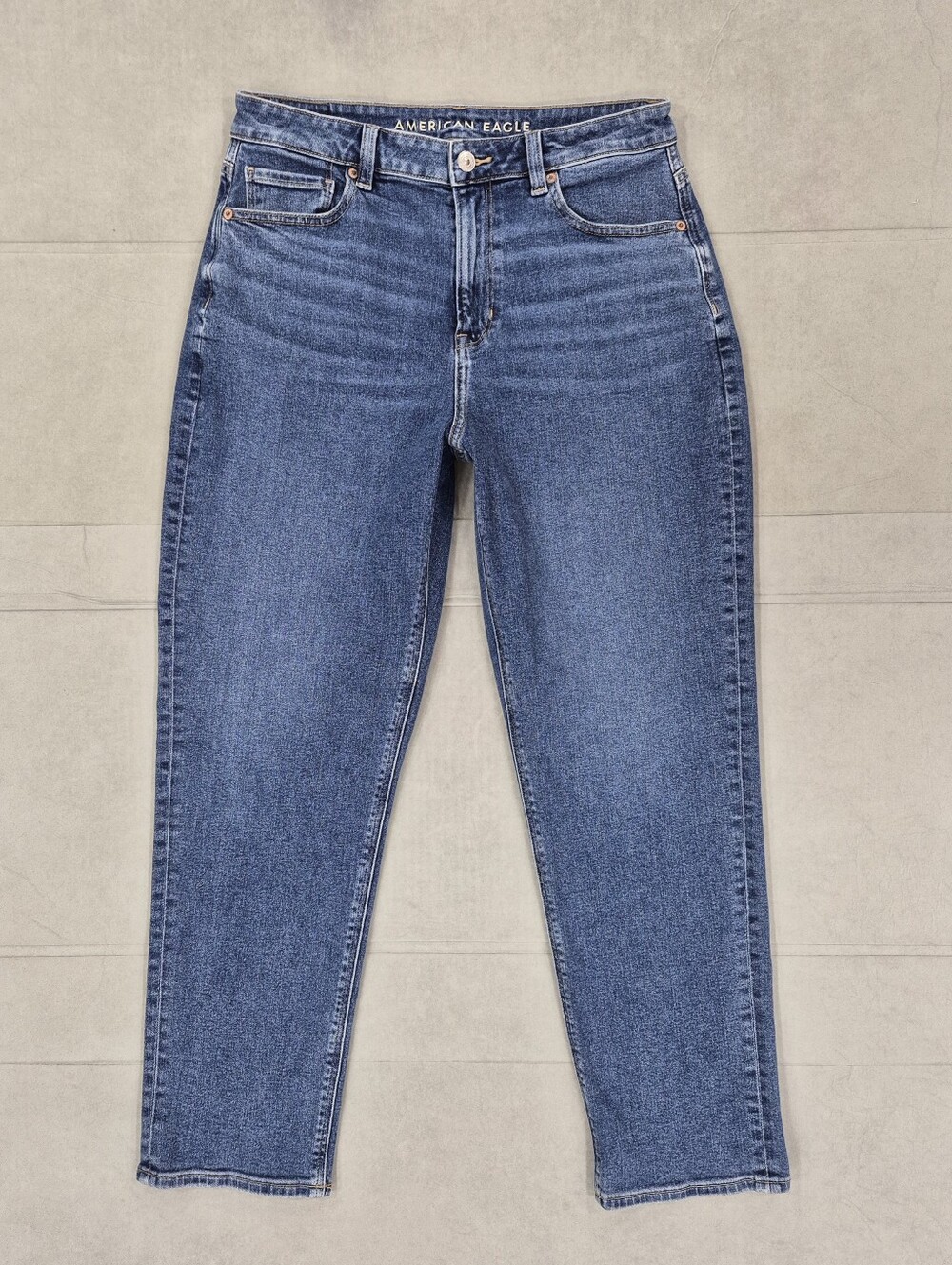 American Eagle Mom Jean women's 8 cropped high rise stretch straight leg